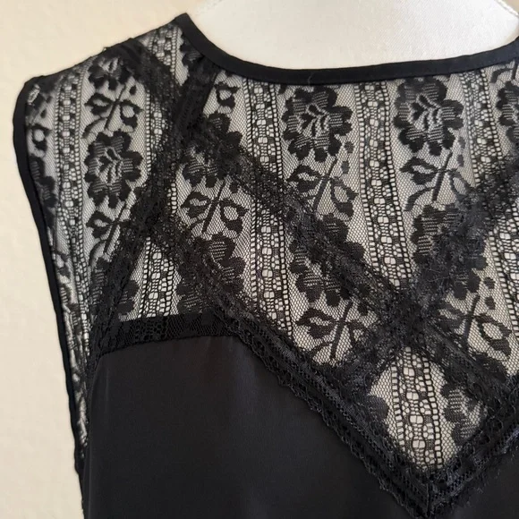 Fun2fun black lace camisole/ tank top - Picture 2 of 10